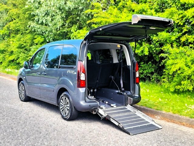 Compare Peugeot Partner 5 Seat Wheelchair Accessible Vehicle With Access R SF15DVX Grey