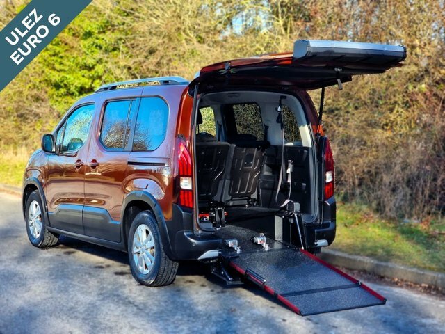 Peugeot Rifter 5 Seat Wheelchair Accessible Disabled Access Brown #1