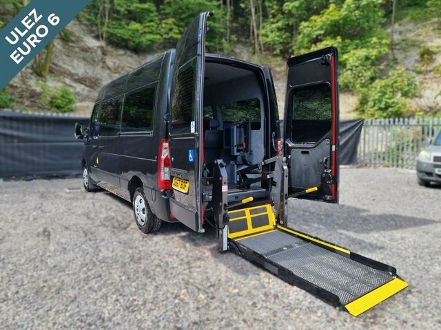 Compare Renault Master Master Mm33 Business Dci OU67BOF Black