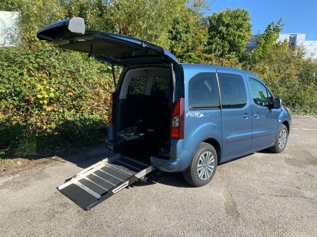Compare Peugeot Partner 5 Seat Wheelchair Accessible Disabled Acces SF64GOU Blue