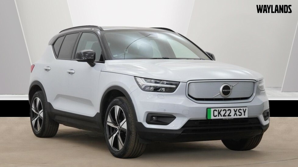 Compare Volvo XC40 Recharge Plus, Single Motor CK22XSY Silver