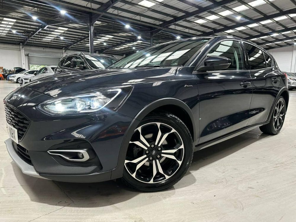 Compare Ford Focus 1.0T Ecoboost Mhev Active X Vignale Edition Euro 6 KW21NDX Blue