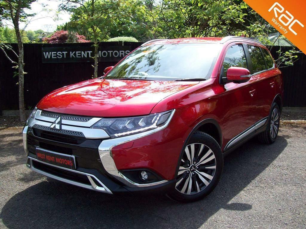 Compare Mitsubishi Outlander 2.0 Mivec Exceed Cvt 4Wd Euro 6 Ss  Red