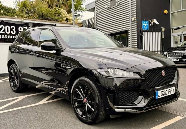 Jaguar F-Pace 2.0 Chequered Flag Awd Black #1