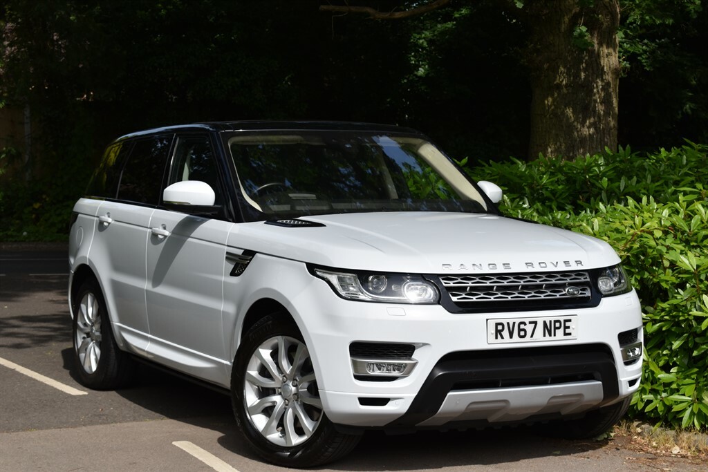 Compare Land Rover Range Rover Sport 3.0L Sdv6 Hsemega Specification 7-Seat 4X4 RV67NPE White