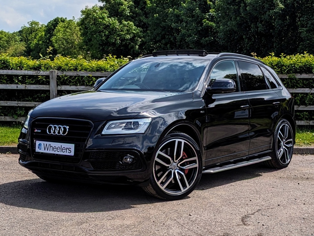 Compare Audi SQ5 Bitdi V6 Plus  Black