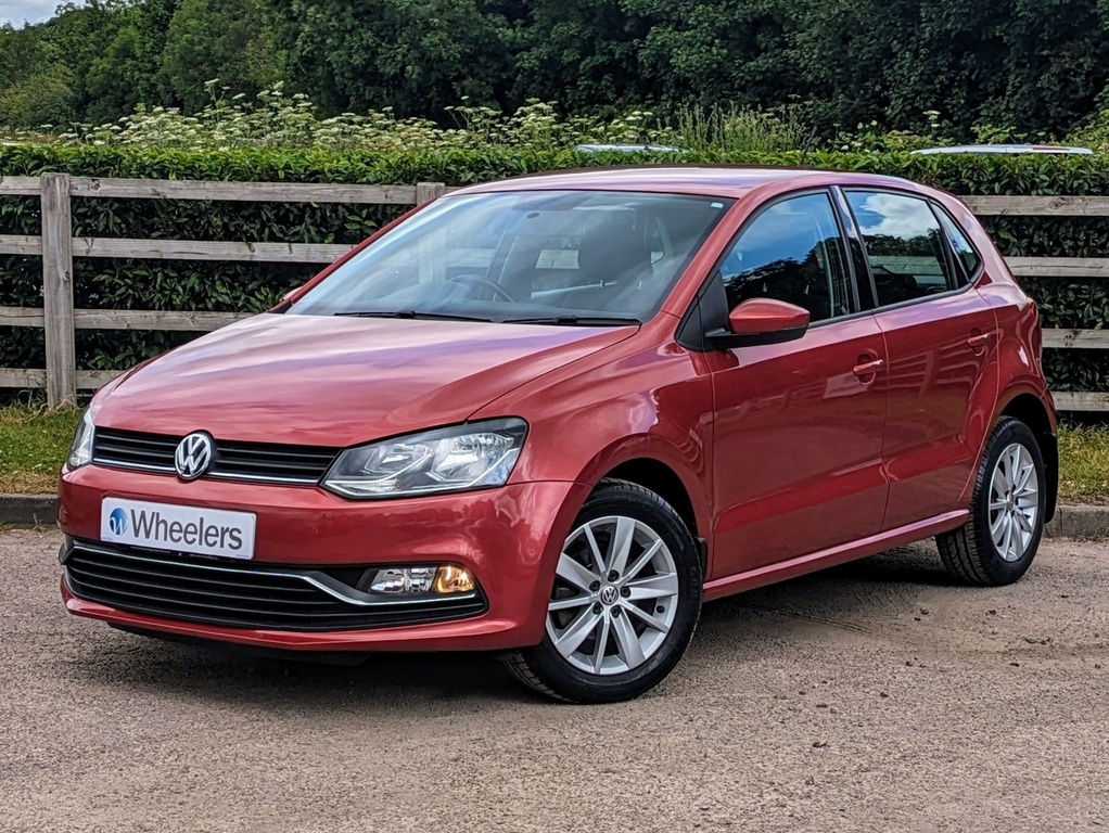 Compare Volkswagen Polo Bluemotion Tech Se  Red
