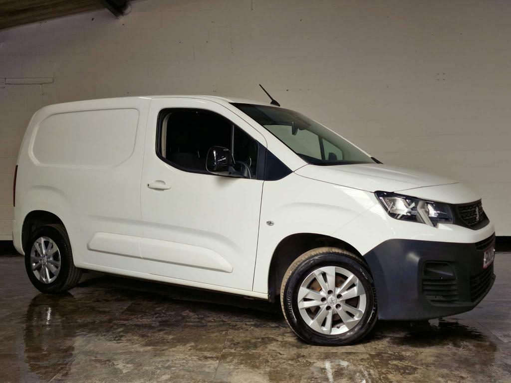 Compare Peugeot Partner 1.5 Bluehdi 1000 Asphalt Standard Panel Van Swb Eu GK21DOH White