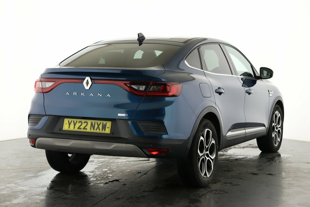 Compare Renault Arkana 1.6 E-tech Hybrid YY22NXW Blue