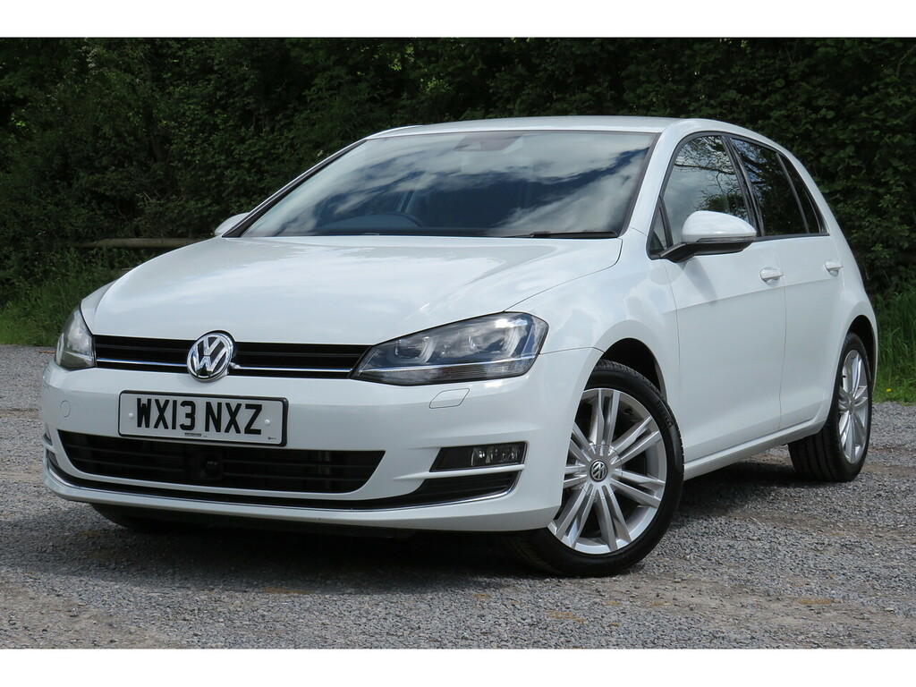 Compare Volkswagen Golf Gt Tsi Act Bluemotion Technology Dsg WX13NXZ White