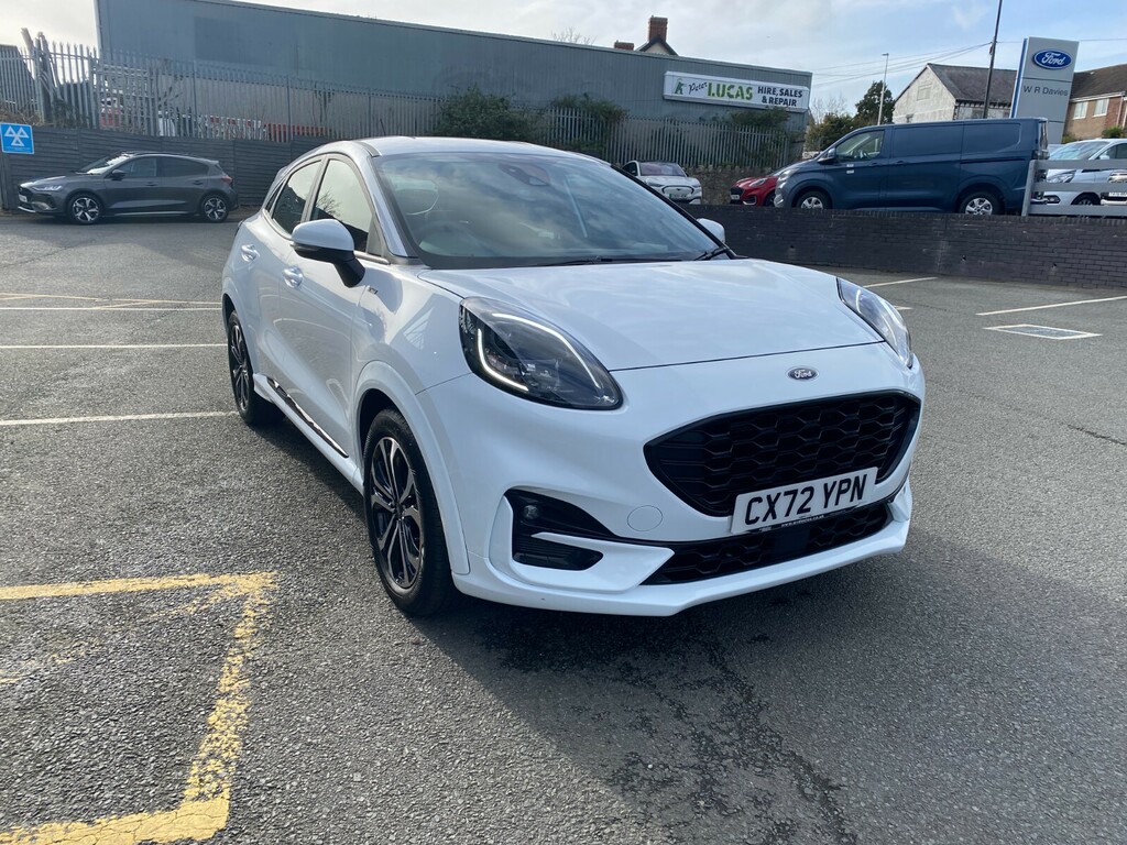 Compare Ford Puma 1.0 Ecoboost Hybrid Mhev St-line Dct CX72YPN White