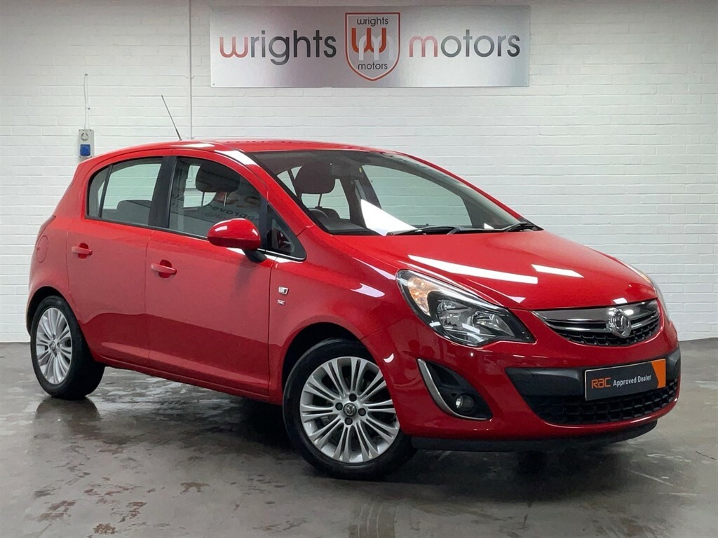 Compare Vauxhall Corsa 1.4 16V Se Euro 5 SC14HNW Red