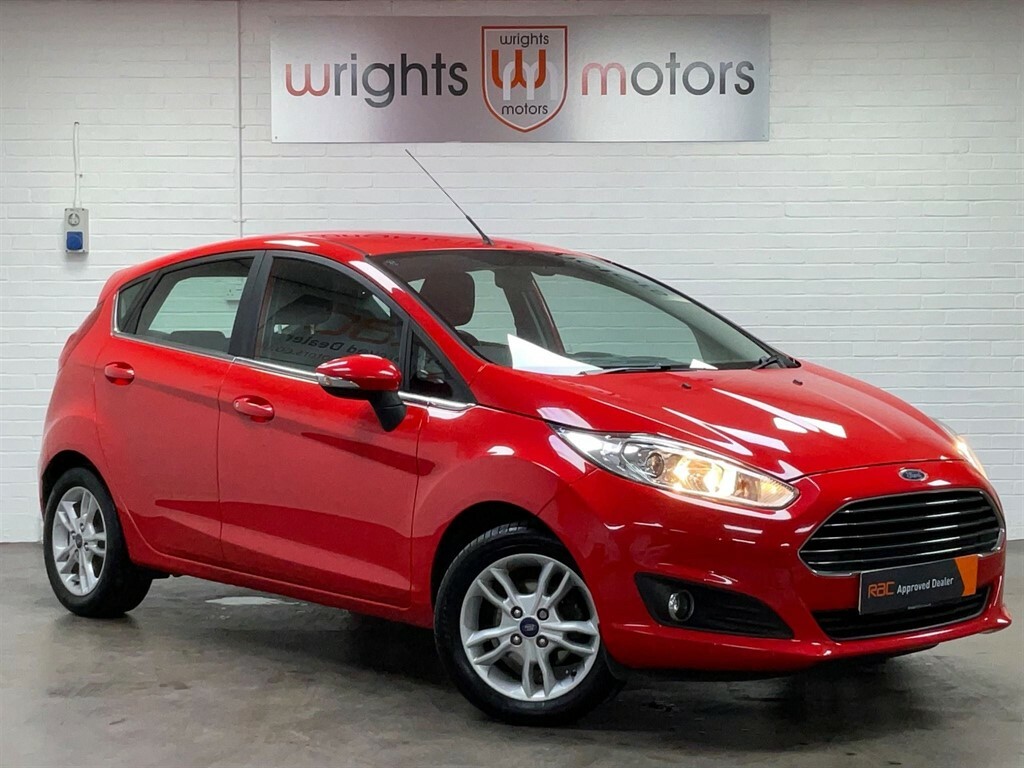 Compare Ford Fiesta 1.0T Ecoboost Zetec Euro 5 Ss MJ64YTX Red