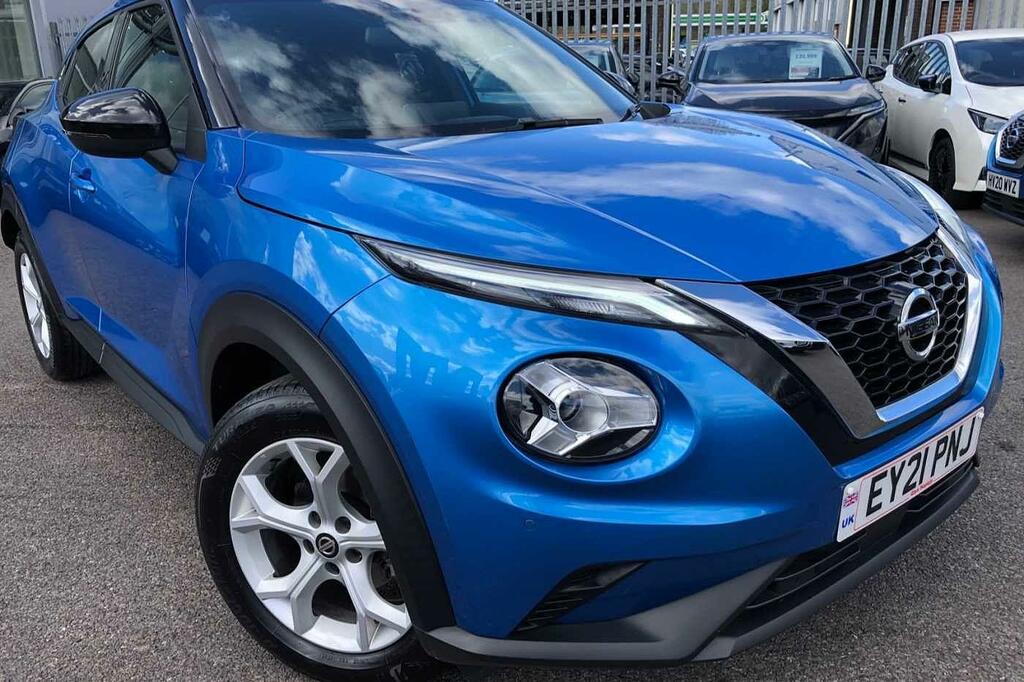 Compare Nissan Juke 1.0 Dig-t N-connecta 114Ps Dct 5-Door EY21PNJ Blue
