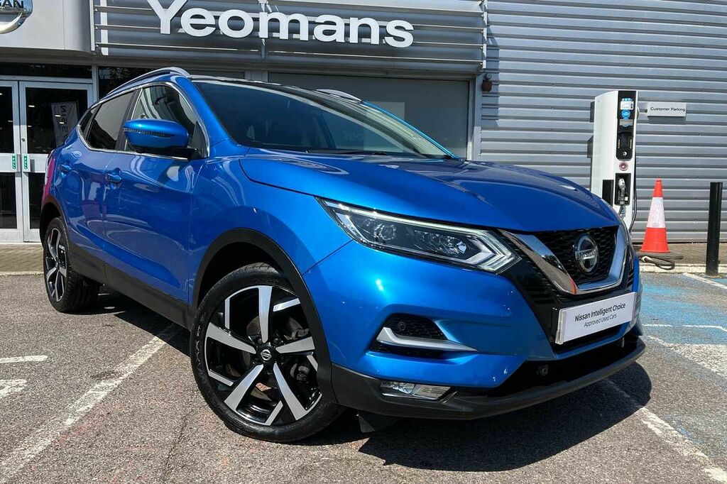 Compare Nissan Qashqai 1.3 Dig-t 160Ps N-motion SD21OSX Blue