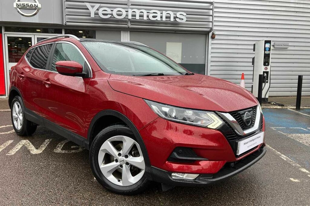 Compare Nissan Qashqai 1.5 Dci Acenta Ss LS68XXK Red
