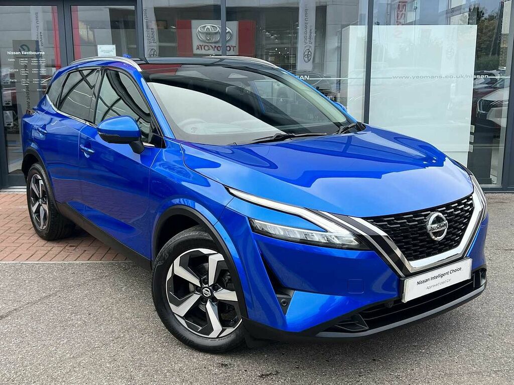 Compare Nissan Qashqai 1.3 Dig-t 140Ps Premiere Edition Glass Roof GC21RVT Blue
