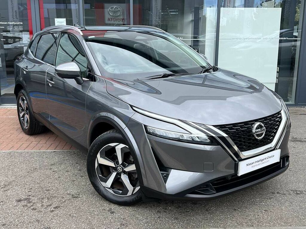 Compare Nissan Qashqai 1.3 Dig-t 158Ps Premiere Edition GE21BKF 