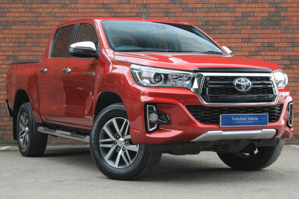 Compare Toyota HILUX 2.4 D-4d Invincible X 4Wd Euro 6 Tss, 3. PN19NVE Red