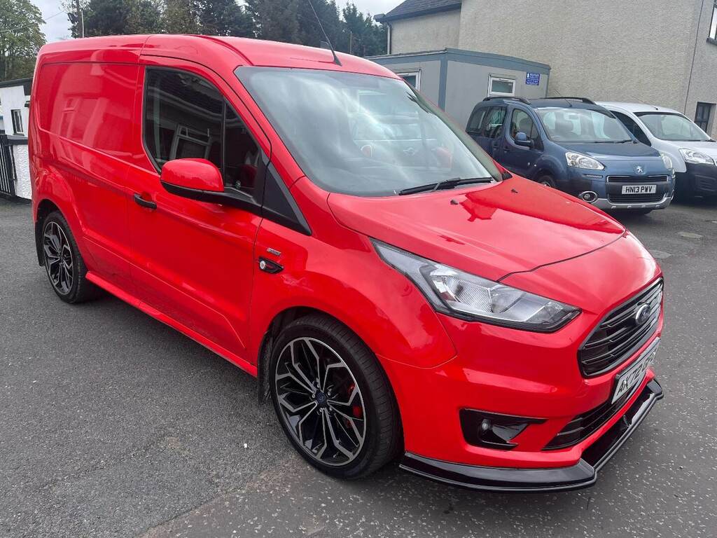 Ford Transit Connect Connect 1.5 Ecoblue 100Ps Red #1