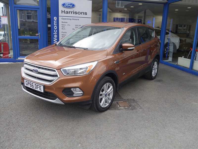 Compare Ford Kuga Zetec 1.5 Ecoboost 180Ps Awd GP66DFE Brown