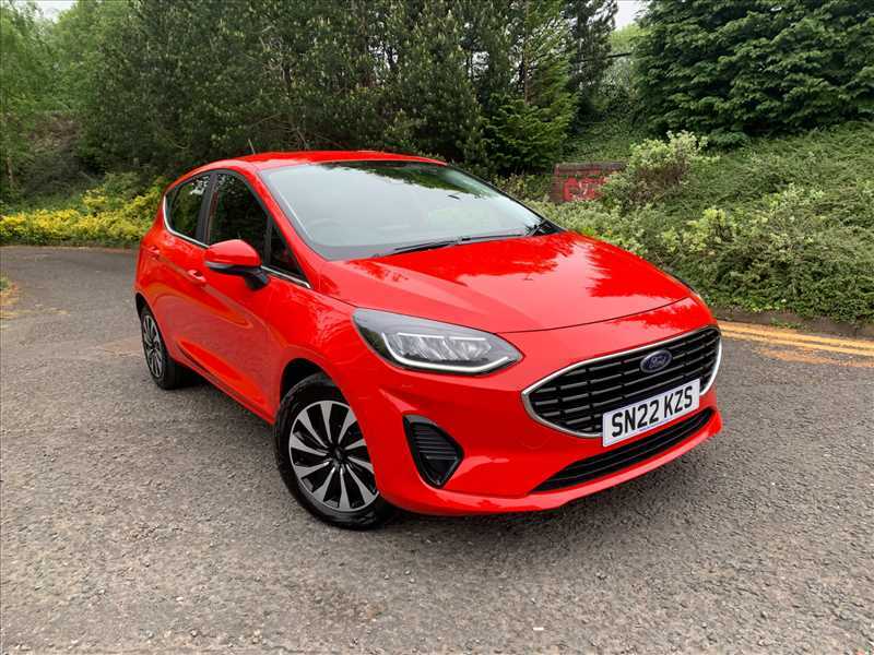 Compare Ford Fiesta Titanium 1.0 100Ps SN22KZS Red