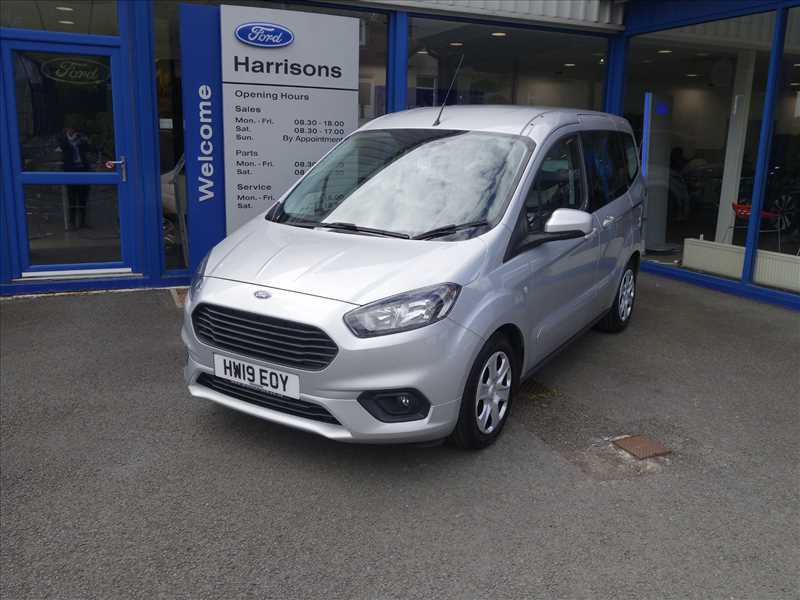 Compare Ford Tourneo Courier Zetec 1.0 Ecoboost 100Ps HW19EOY Silver