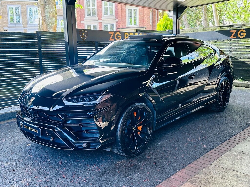 Lamborghini Urus Urus V8 Black #1